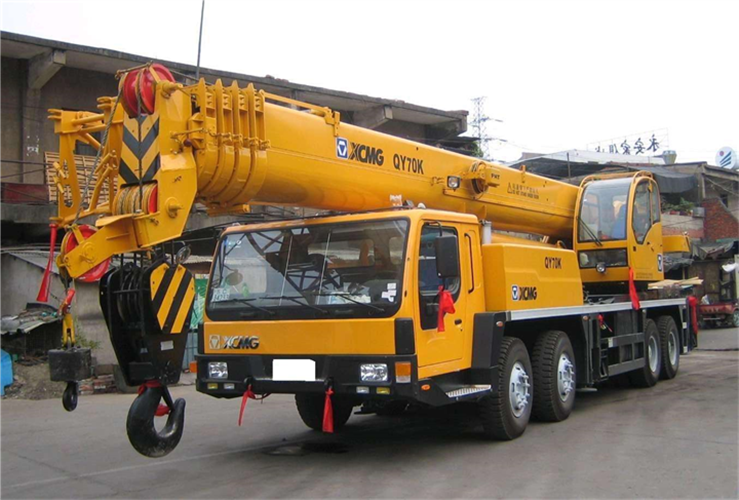 巴彦县吊车出租选择重点