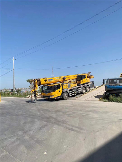 巴彦县吊车作业时，可能会产生哪些额外收费项目？